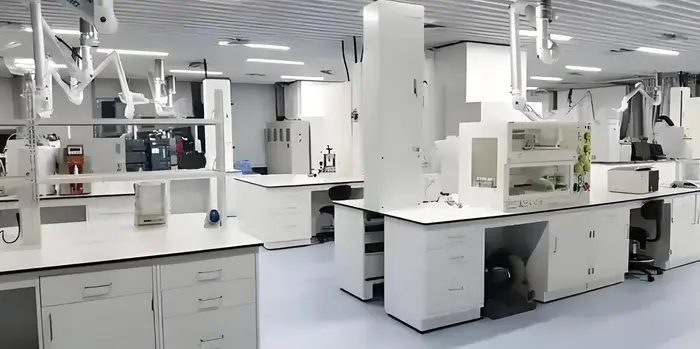 CGT Cleanroom Wall and Ceiling Detail
